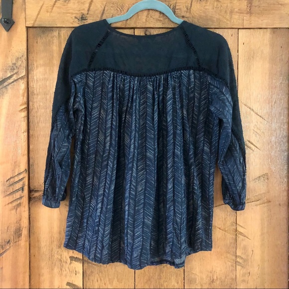 LOW PRICE!! Lucky Brand chevron 3/4 length top - Picture 2 of 5